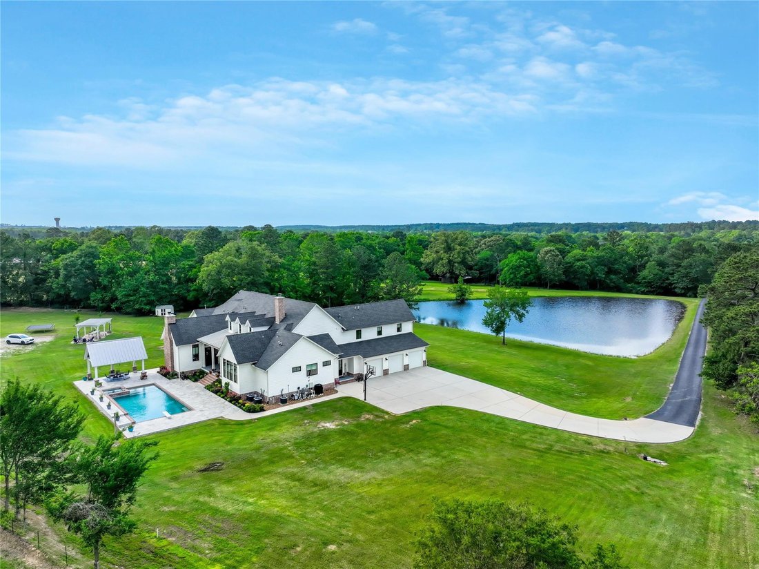 House in Montgomery, Texas, United States 1 - 18175243