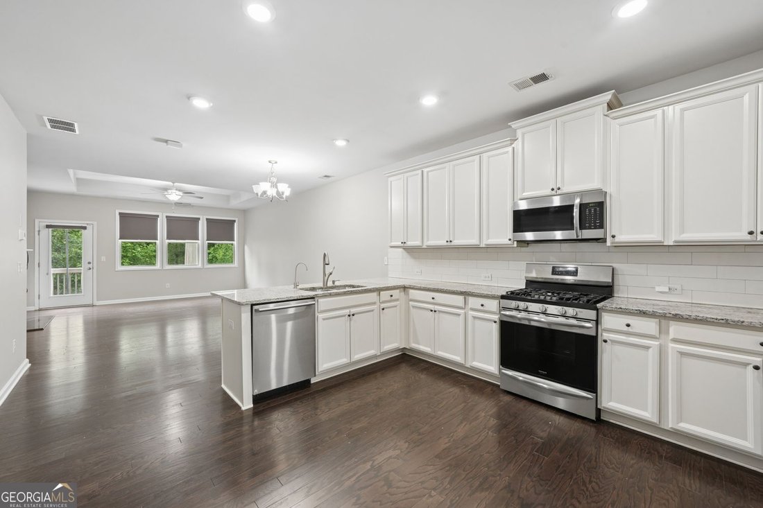 Townhouse in Cumming, Georgia, United States 4 - 18175232