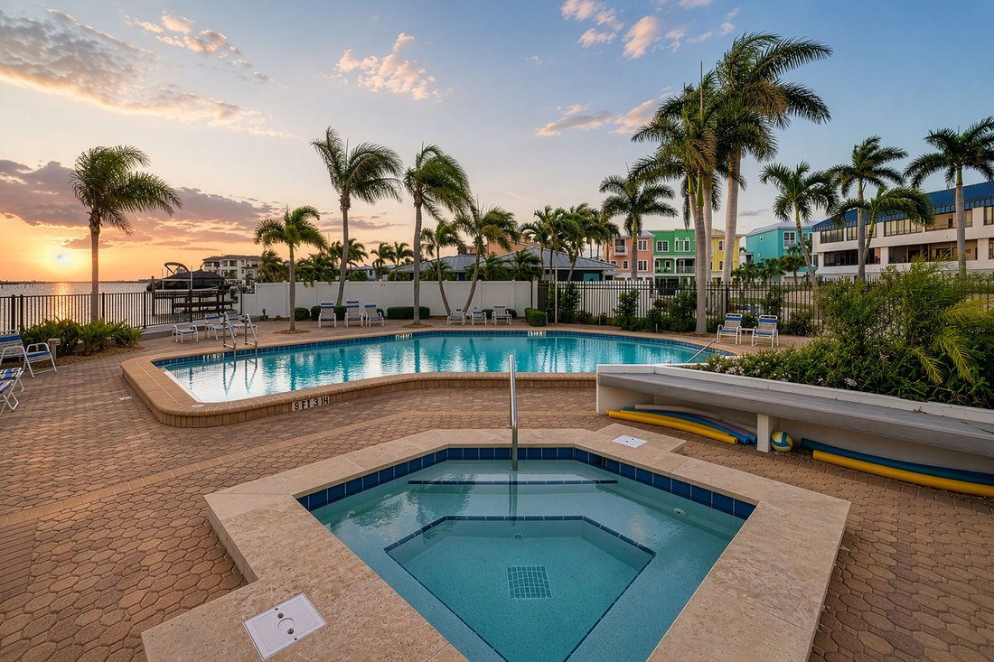 Condo in Bradenton Beach, Florida, United States 3 - 18175154