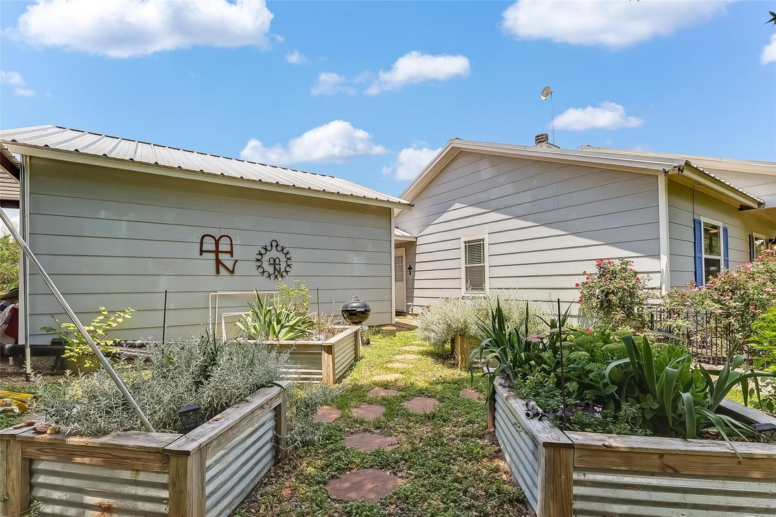 House in Burnet, Texas, United States 3 - 18174939