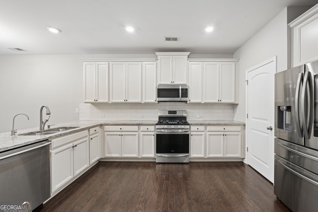 Townhouse in Cumming, Georgia, United States 3 - 18175232