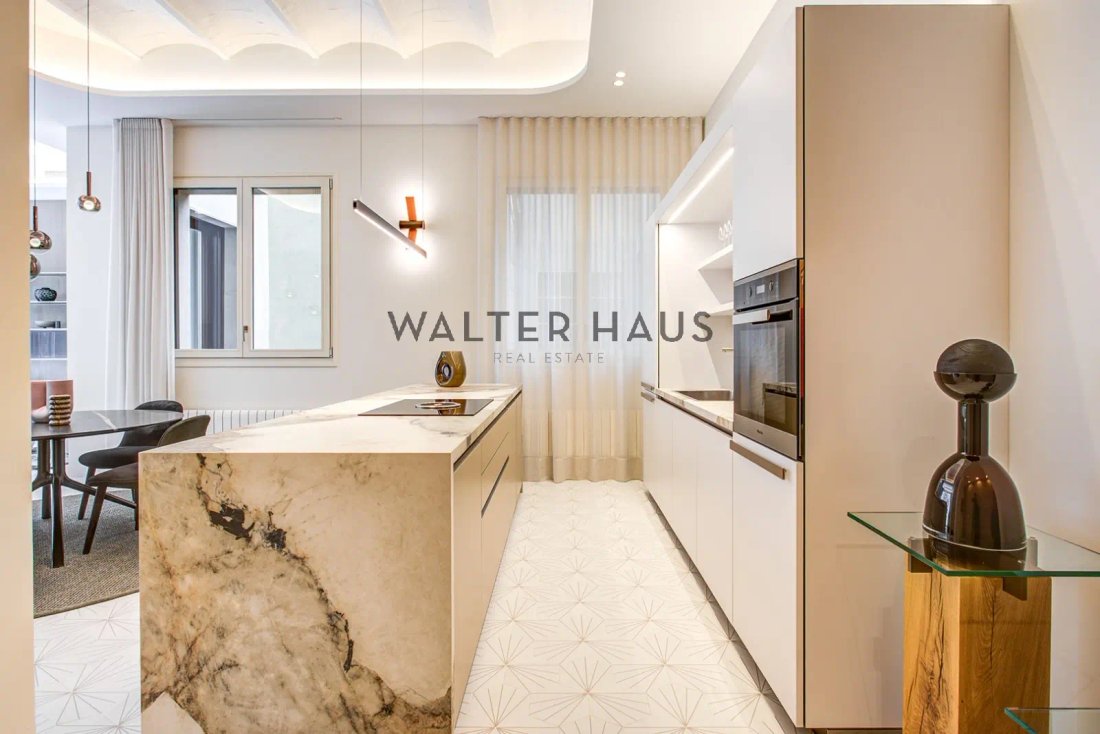Apartment in Eixample, Barcelona, Spain 4 - 18174938