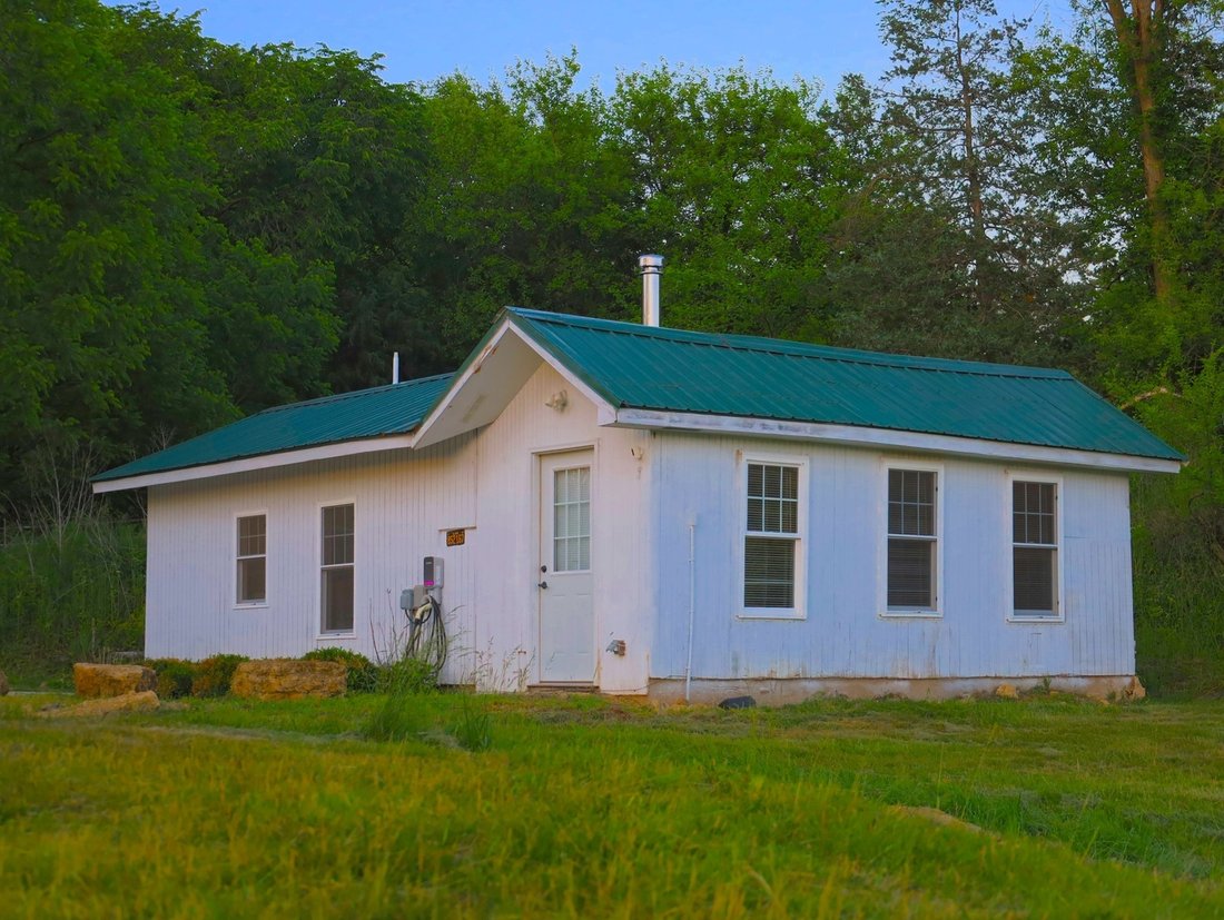 House in Elizabeth, Illinois, United States 1 - 18175098
