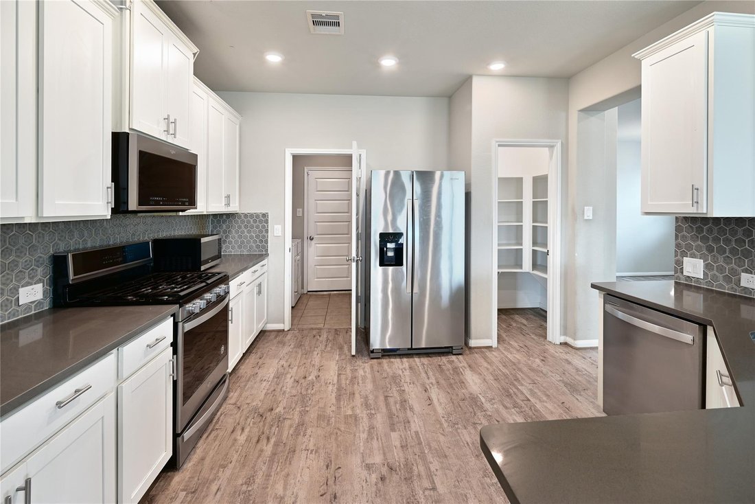 House in Pearland, Texas, United States 3 - 18175253