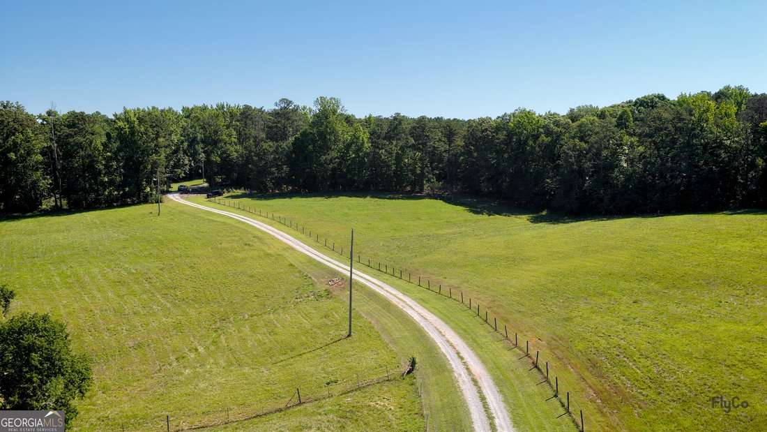 Farm Ranch in Carrollton, Georgia, United States 2 - 18175194