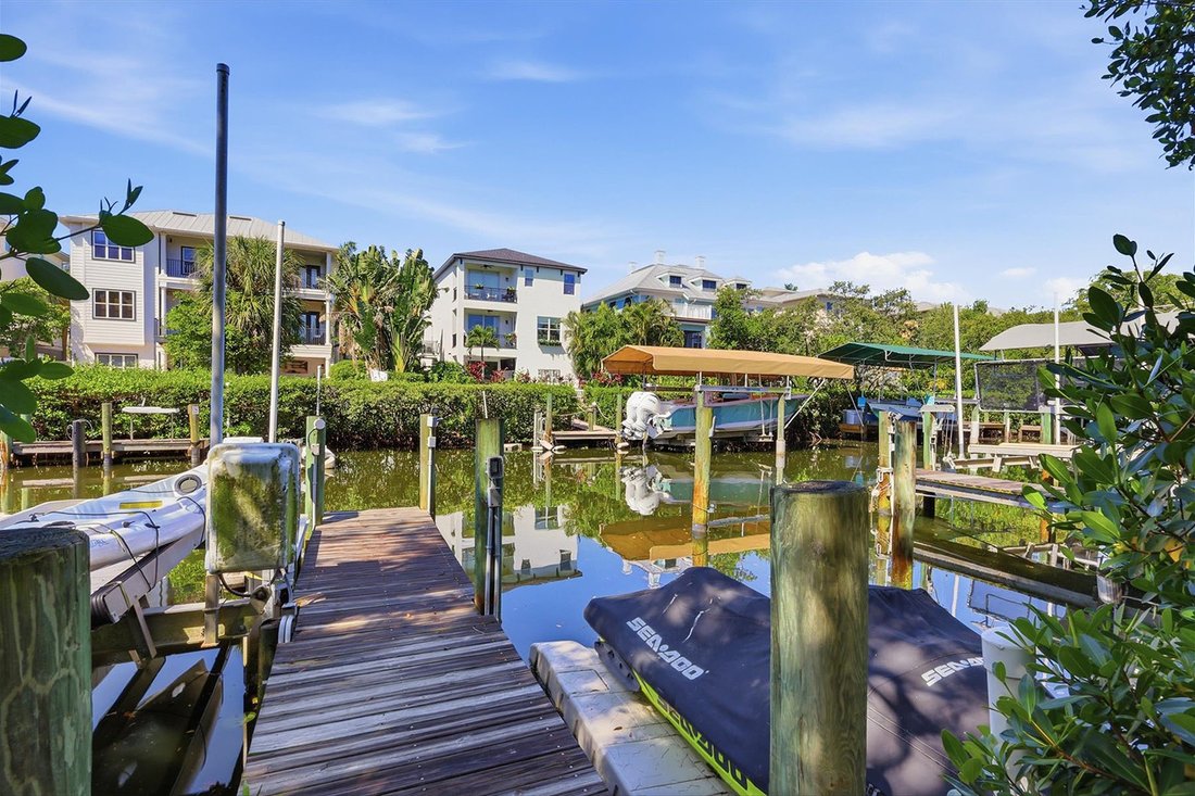 Bradenton, Florida, United States 3 - 18174964