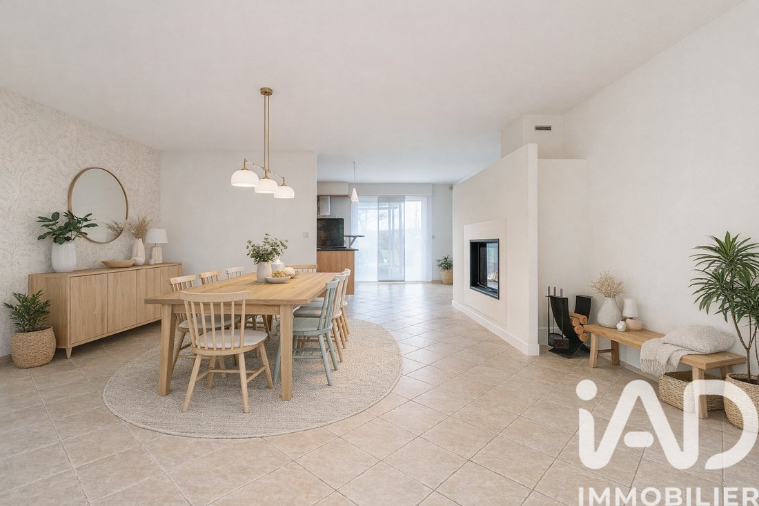 House in Luynes, Centre-Val de Loire, France 3 - 17096408