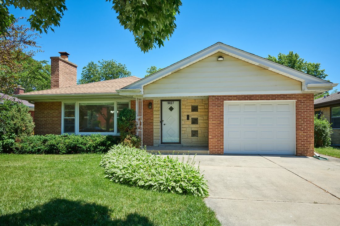 House in Skokie, Illinois, United States 1 - 18175057