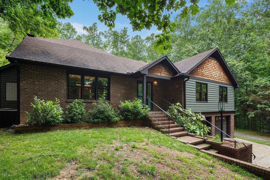 House in Laurel Park, North Carolina, United States 1 - 18174904