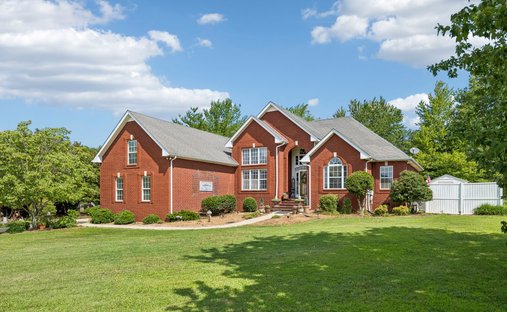 House in White House, Tennessee, United States 1