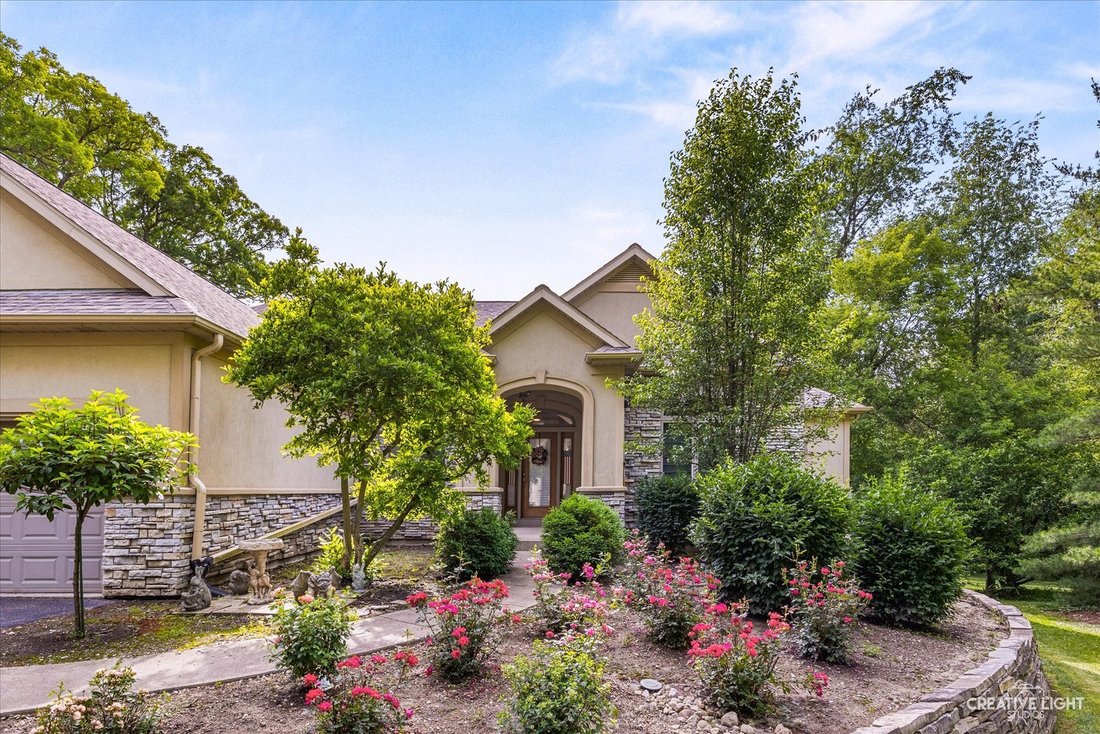 House in Fox Lake, Illinois, United States 4 - 18057280