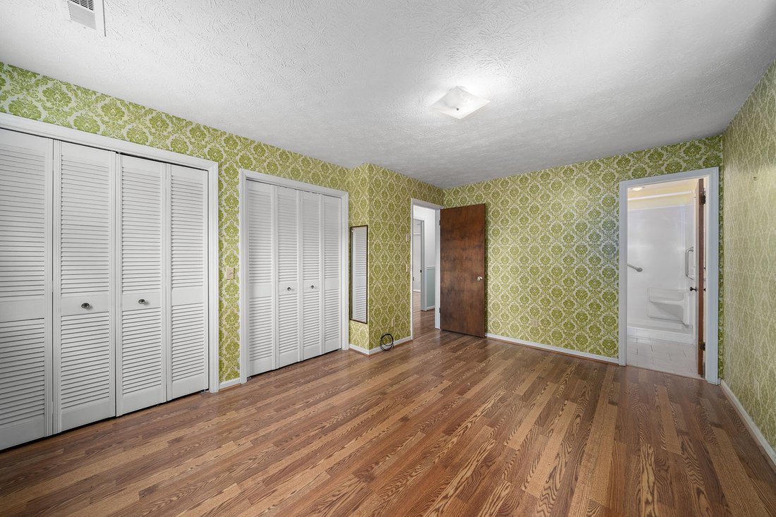 House in Hendersonville, North Carolina, United States 4 - 18174898