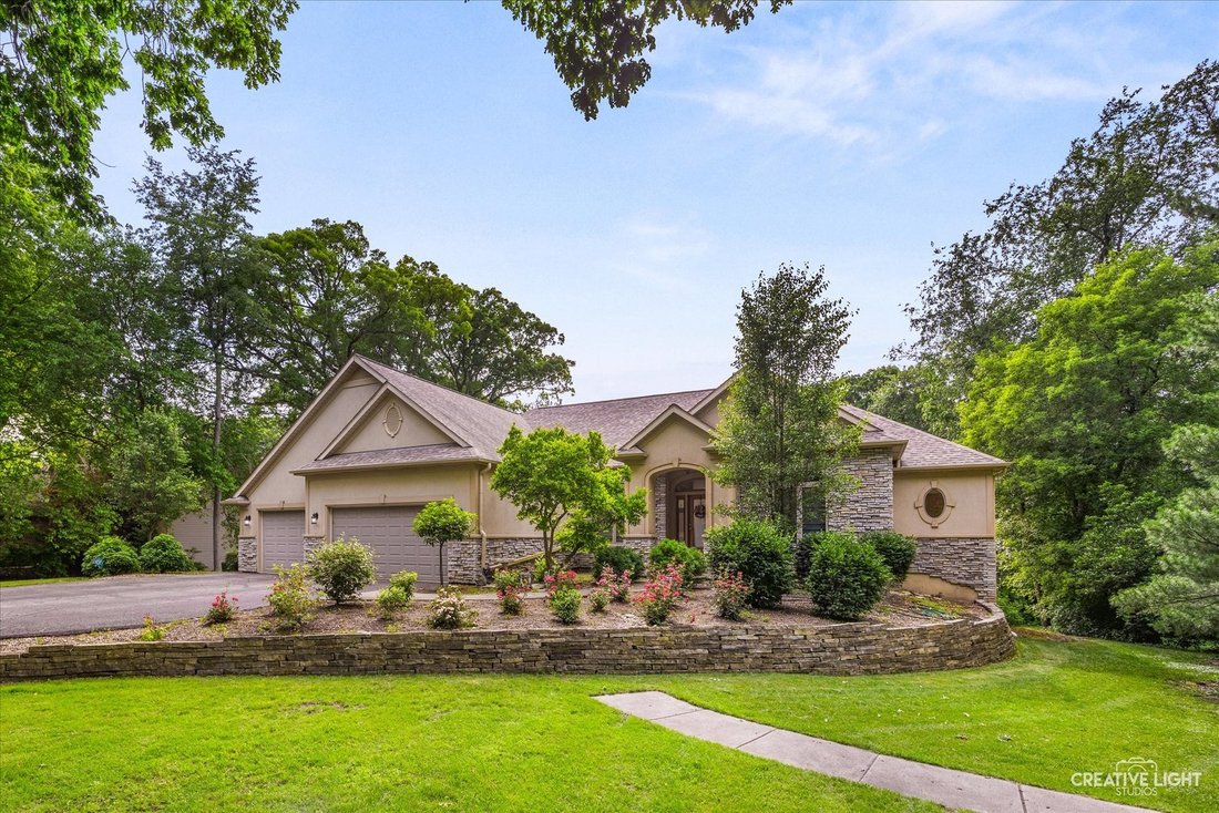 House in Fox Lake, Illinois, United States 2 - 18057280