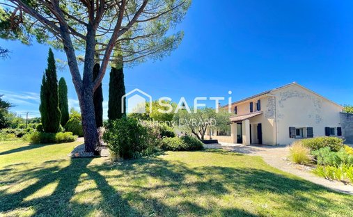 House in Ouest Sud, Vaison-la-Romaine, France 1