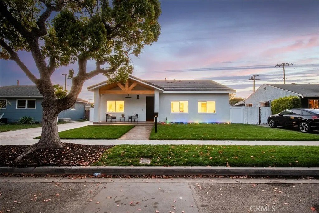 House in Signal Hill, California, United States 4 - 18175430