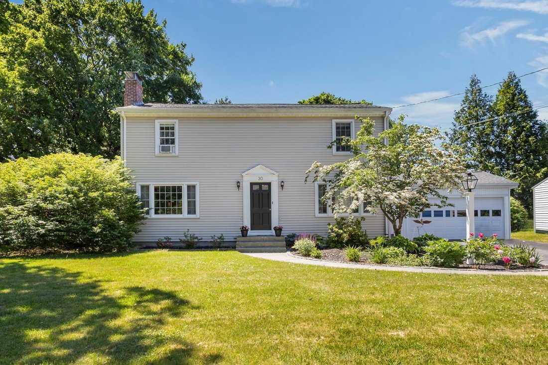 House in Cumberland, Rhode Island, United States 1 - 18147329