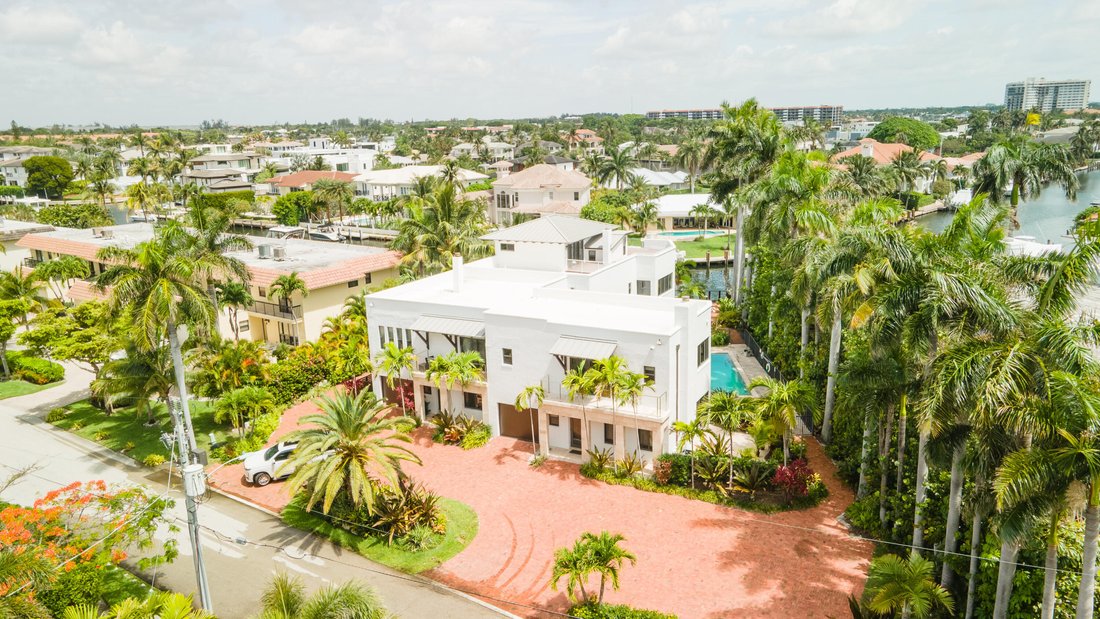 Boca Raton, Florida, United States 2 - 18175389