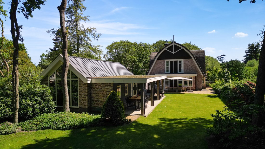 Villa in Bergen, North Holland, Netherlands 1 - 16798074