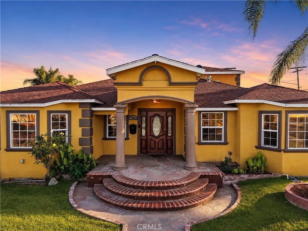 House in Downey, California, United States 1 - 18175418