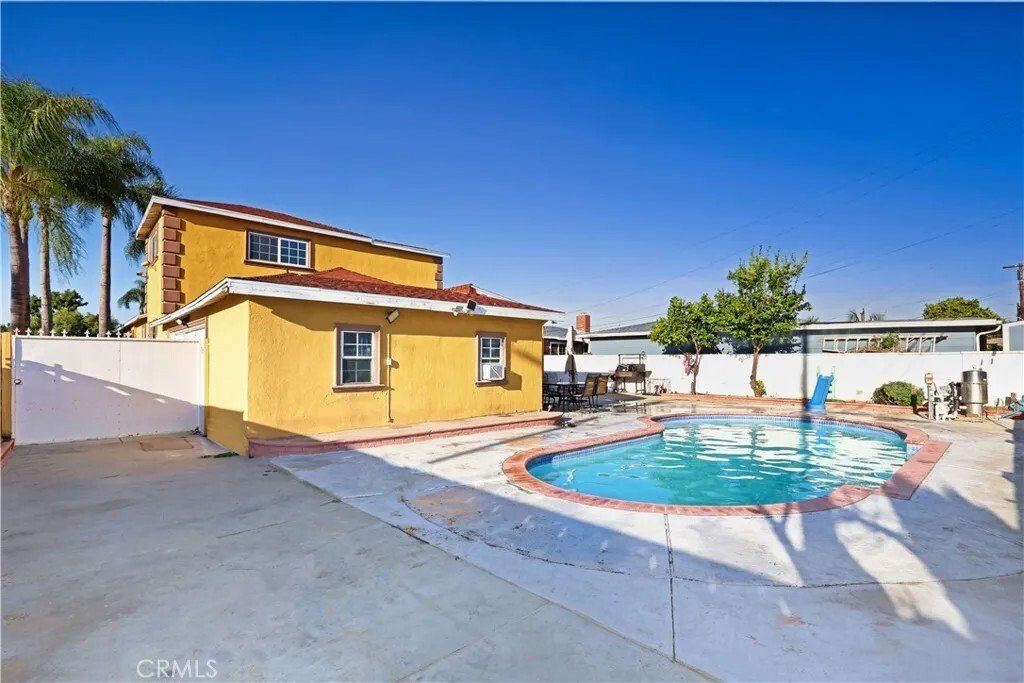 House in Downey, California, United States 3 - 18175418