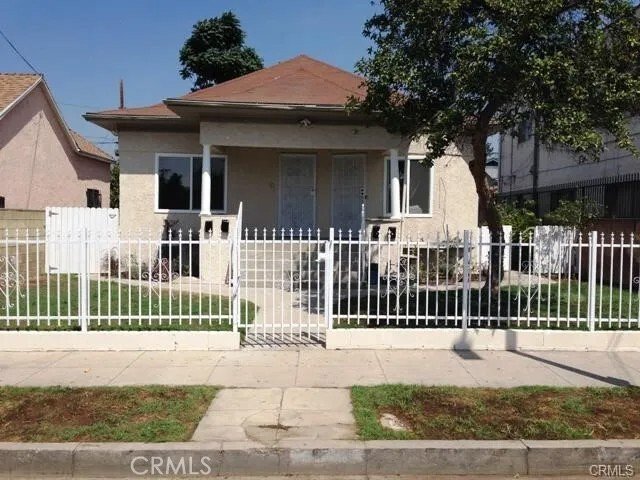 Los Angeles, California, United States 2 - 17607850