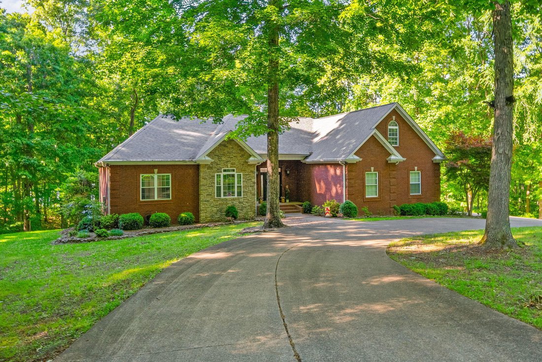 House in Cadiz, Kentucky, United States 3 - 18177000