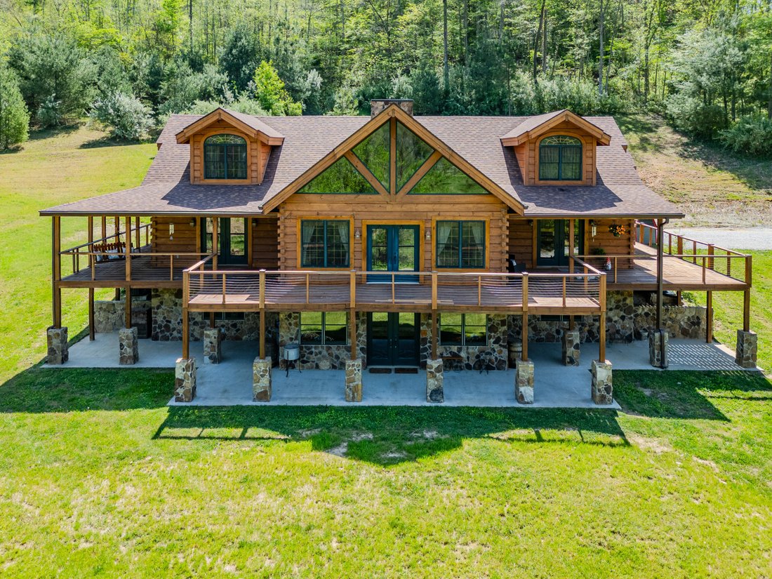 House in Manchester, Kentucky, United States 1 - 18176988