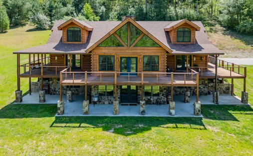 House in Manchester, Kentucky, United States 1