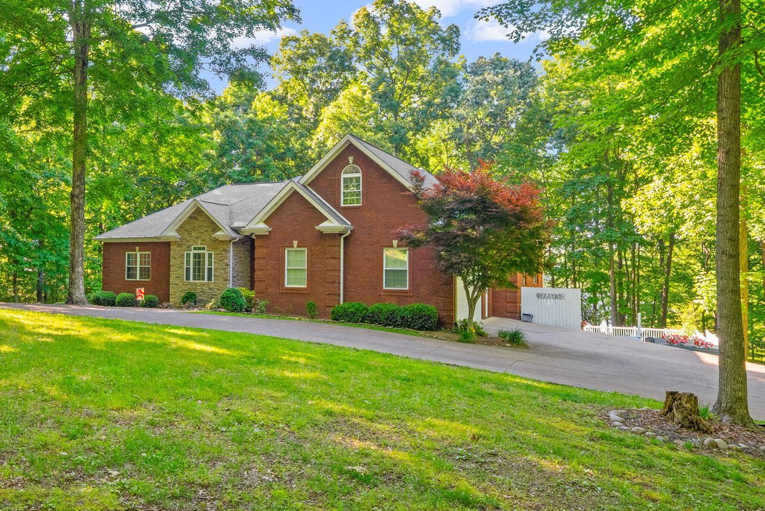 House in Cadiz, Kentucky, United States 5 - 18177000