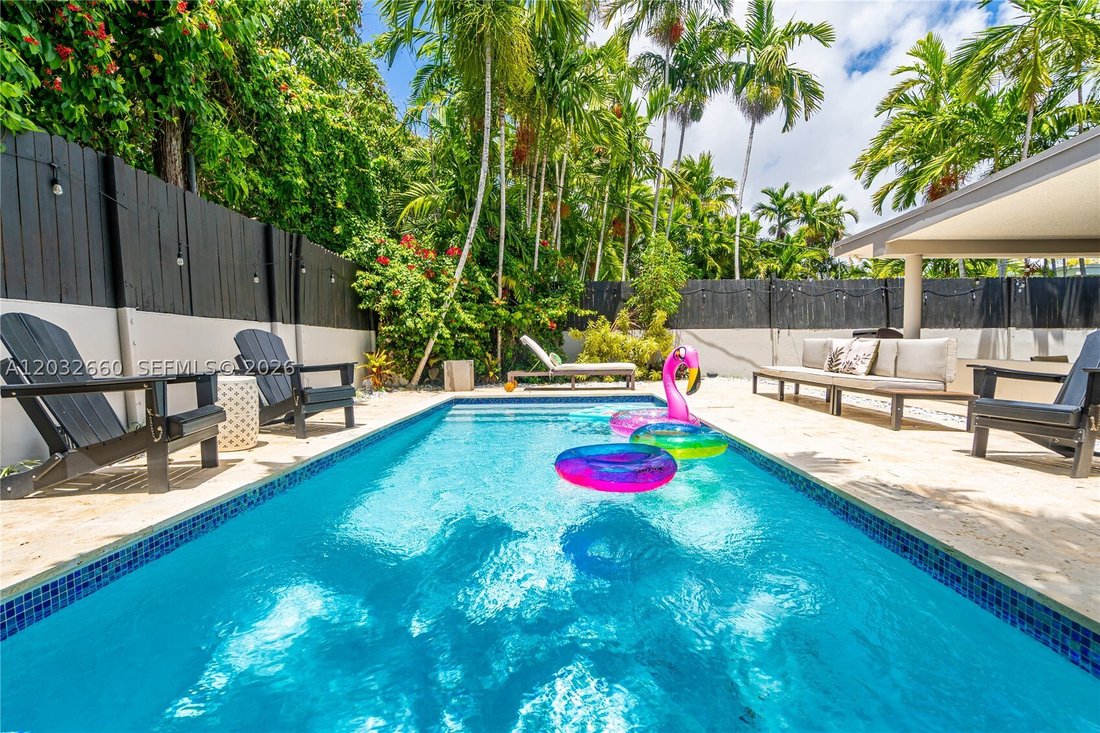 House in Miami, Florida, United States 1 - 18175459