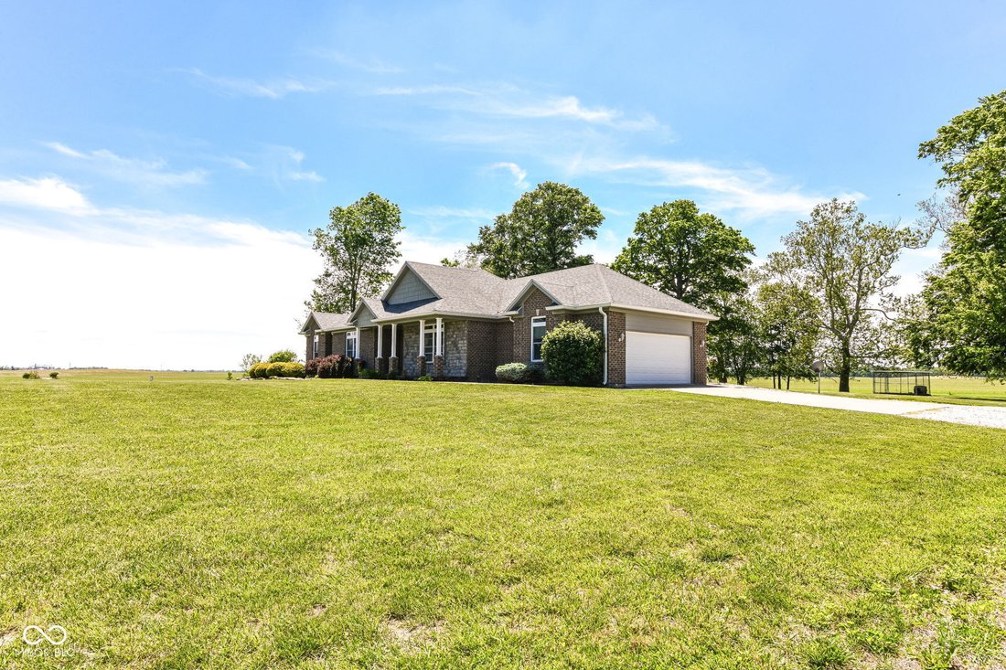 House in Elwood, Indiana, United States 3 - 18177959