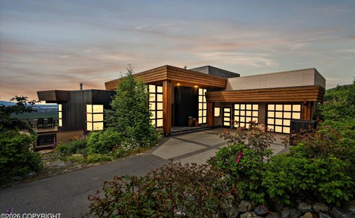 House in Anchorage, Alaska, United States 1