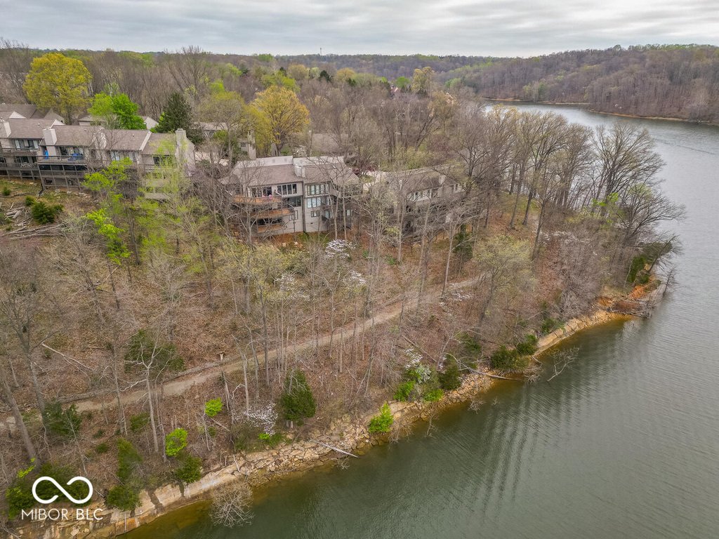 Condo in Bloomington, Indiana, United States 4 - 18177131