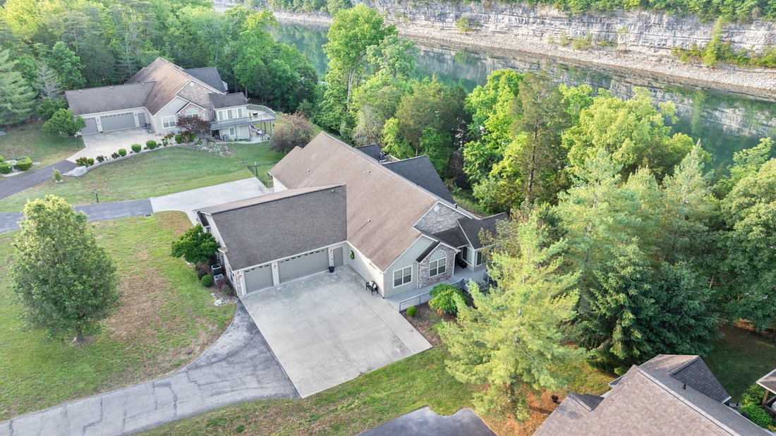 Townhouse in Bronston, Kentucky, United States 1 - 18177063