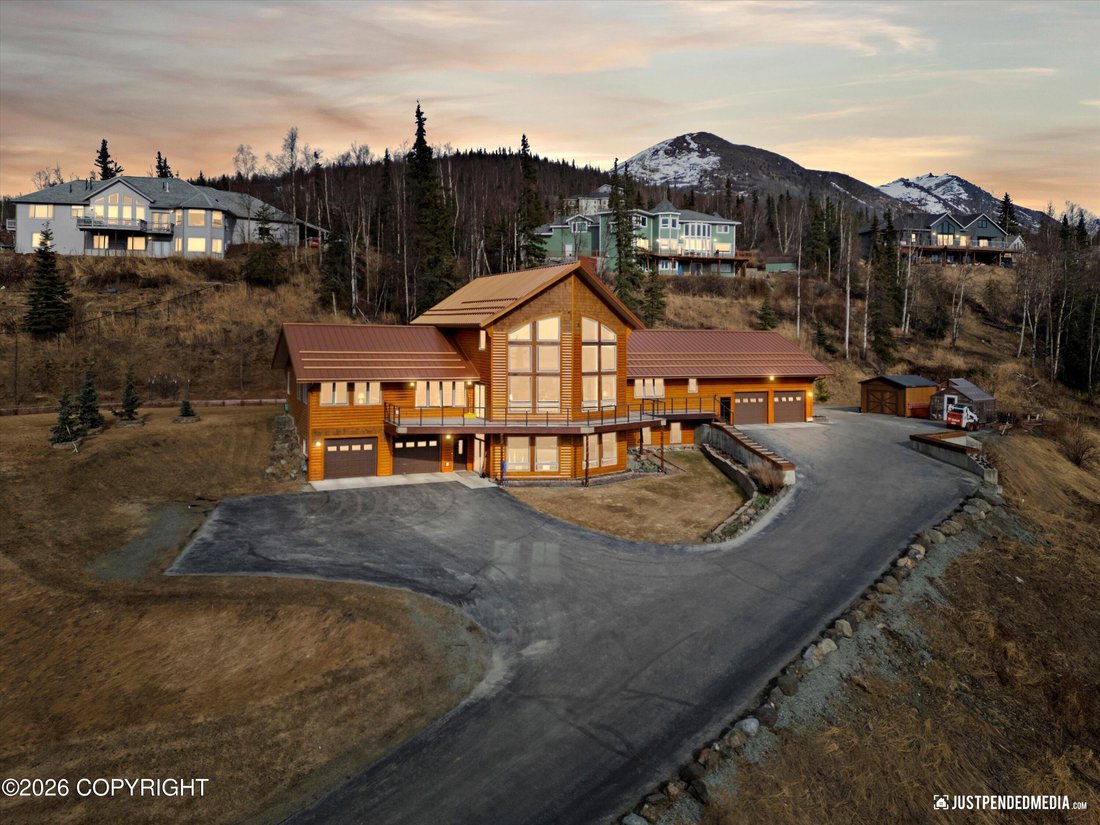 House in Anchorage, Alaska, United States 3 - 18175621