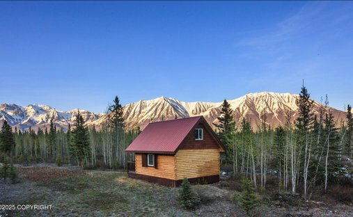 House in McCarthy, Alaska, United States 1