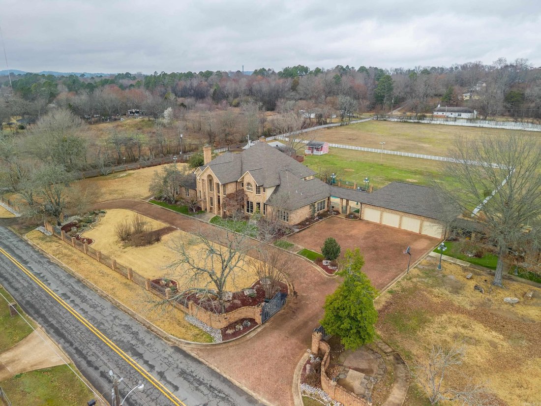 House in Hot Springs, Arkansas, United States 5 - 18175957