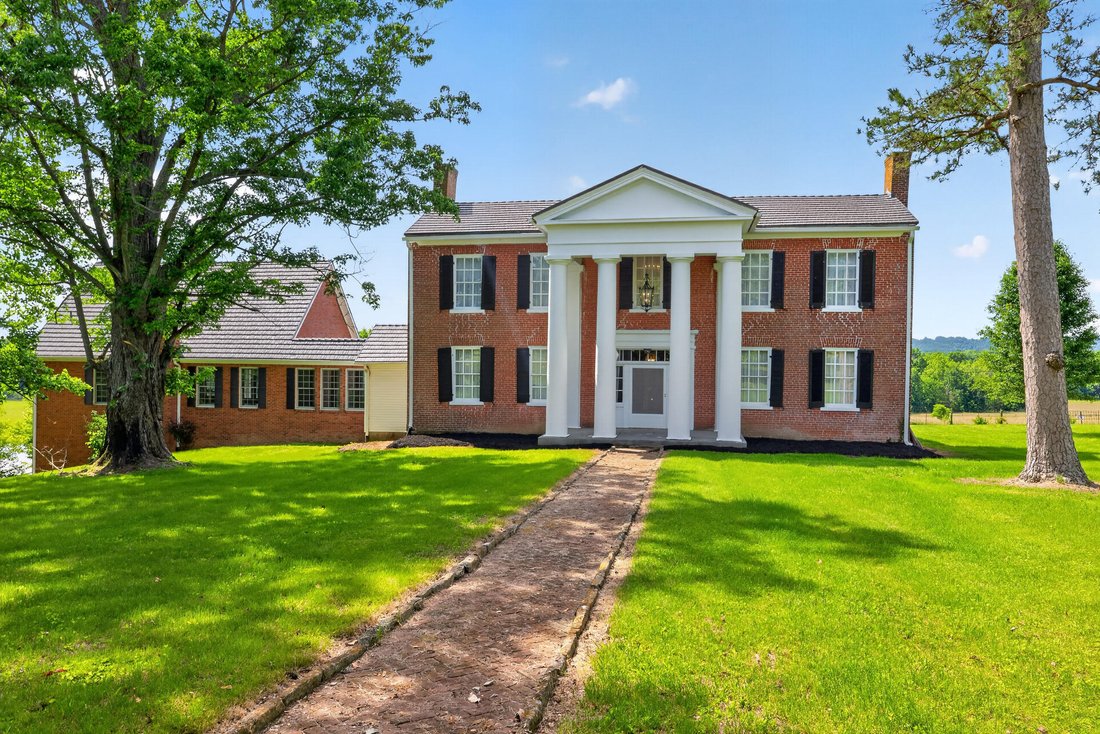 House in Stanford, Kentucky, United States 1 - 18176976