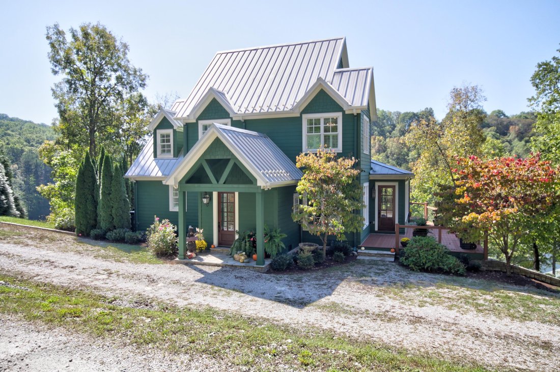 House in East Bernstadt, Kentucky, United States 2 - 18176889