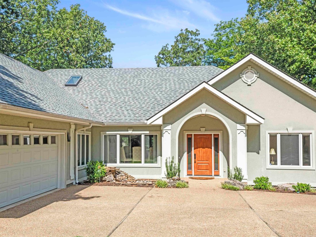 House in Hot Springs Village, Arkansas, United States 2 - 18176510