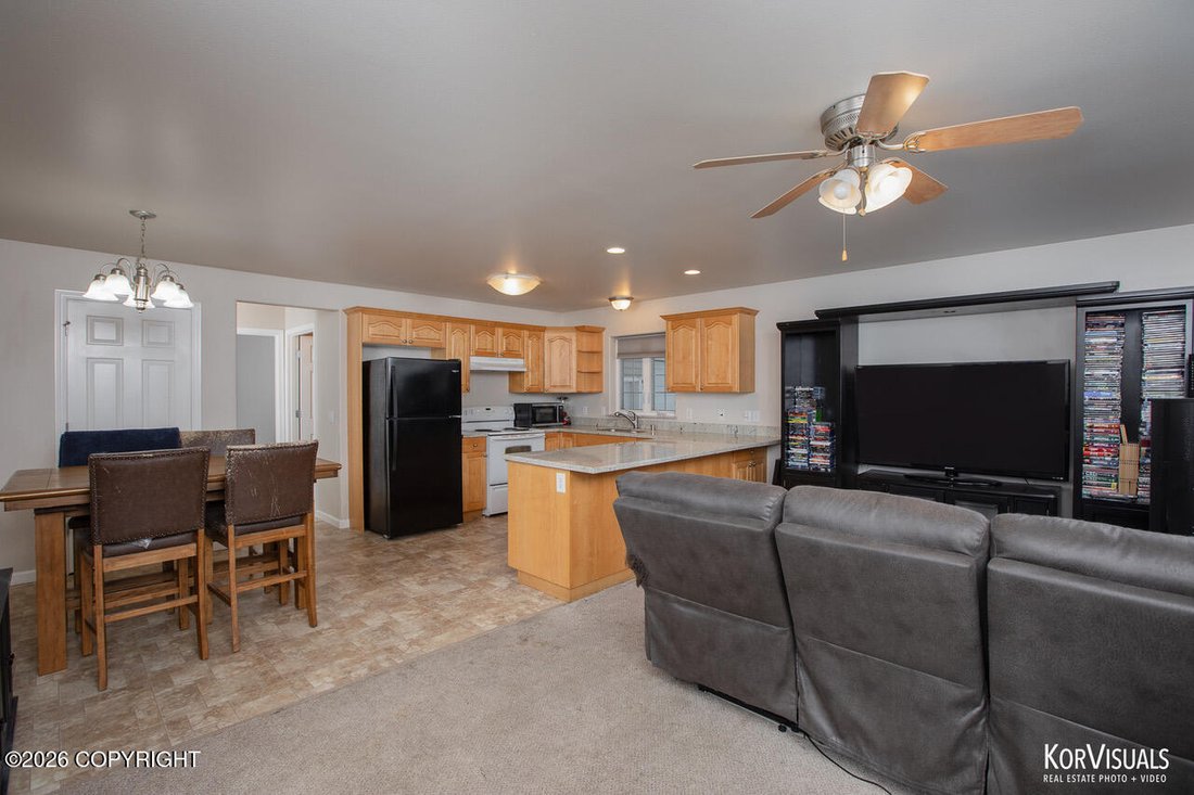 Wasilla, Alaska, United States 3 - 18175648