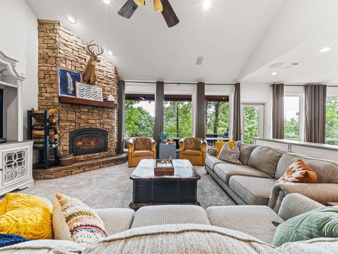 House in Mena, Arkansas, United States 3 - 18176553