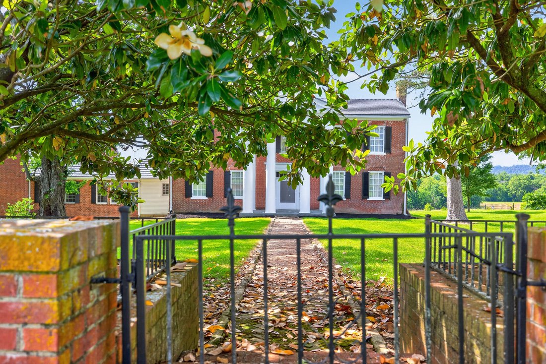 House in Stanford, Kentucky, United States 3 - 18176976