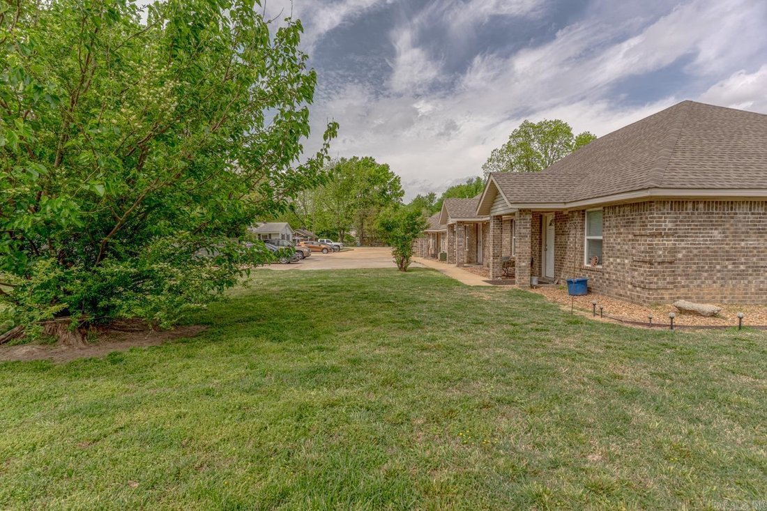 Jonesboro, Arkansas, United States 3 - 18176423