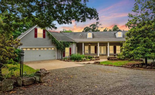 House in Shirley, Arkansas, United States 1