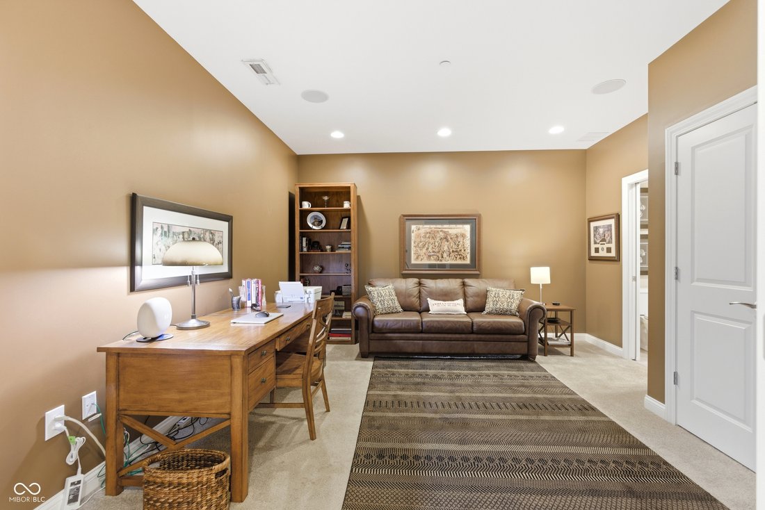 Condo in Indianapolis, Indiana, United States 4 - 18178631