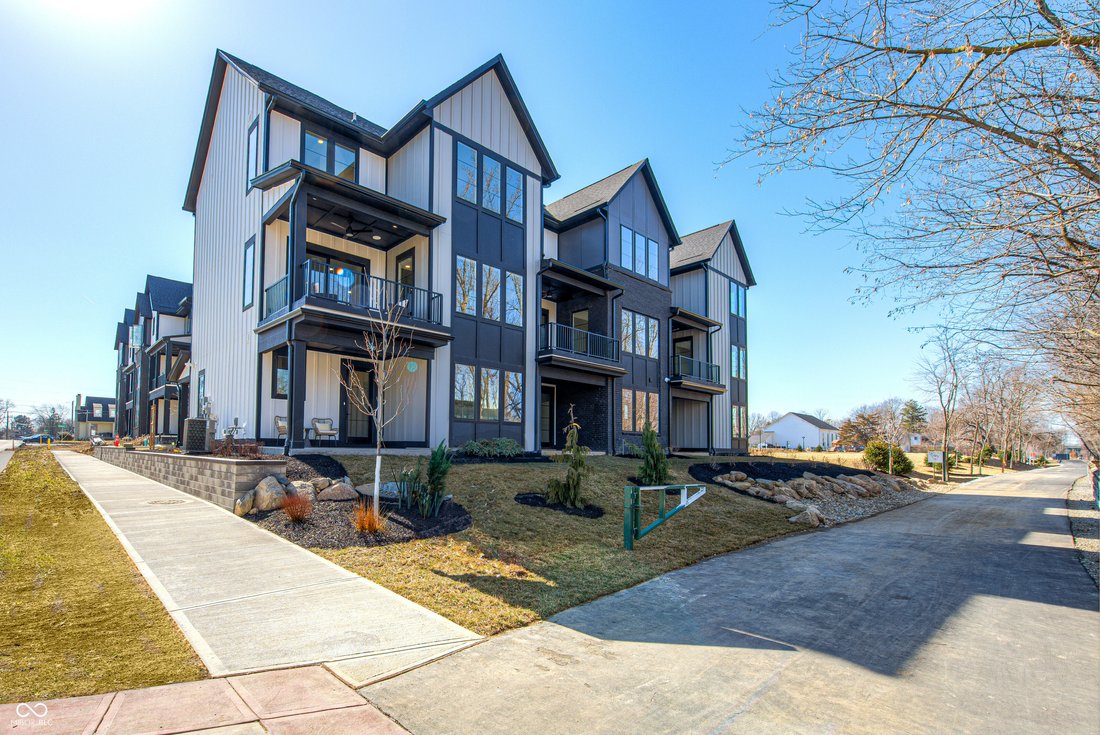 Townhouse in Westfield, Indiana, United States 1 - 18177277