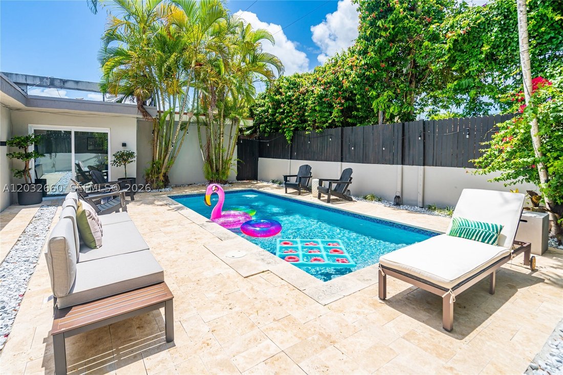 House in Miami, Florida, United States 3 - 18175459
