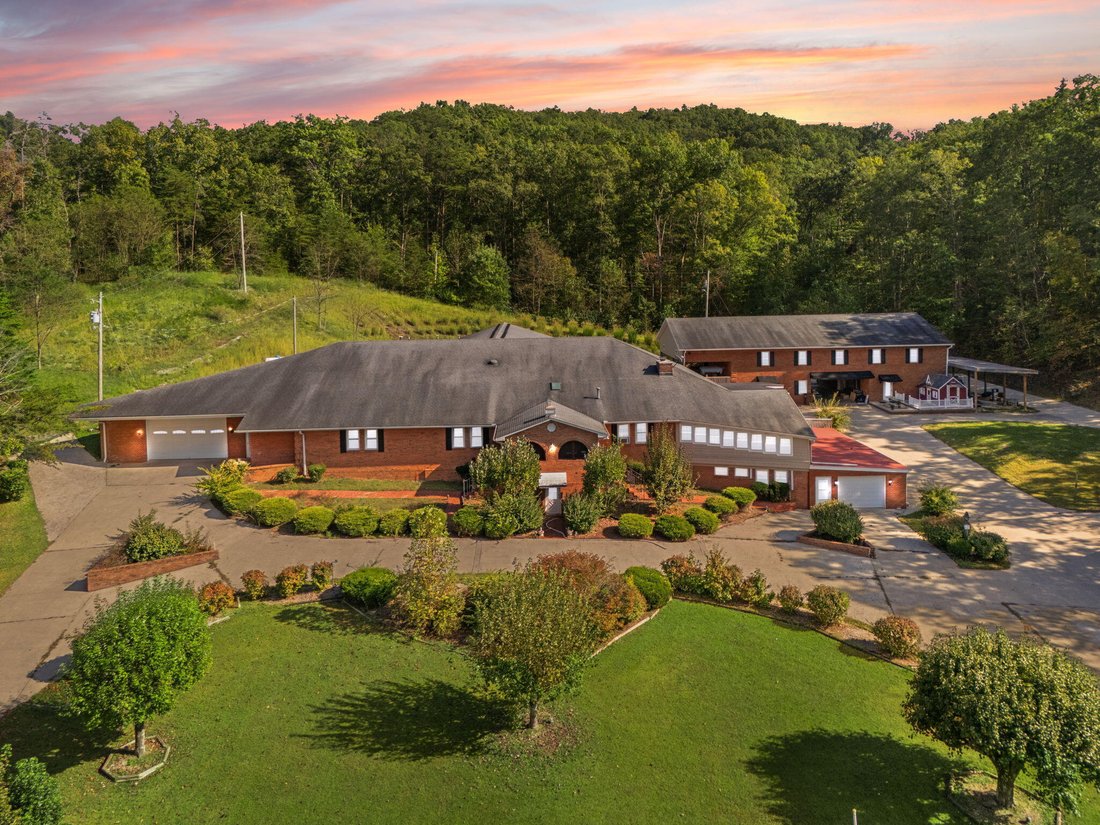 House in Clay City, Kentucky, United States 2 - 18176911