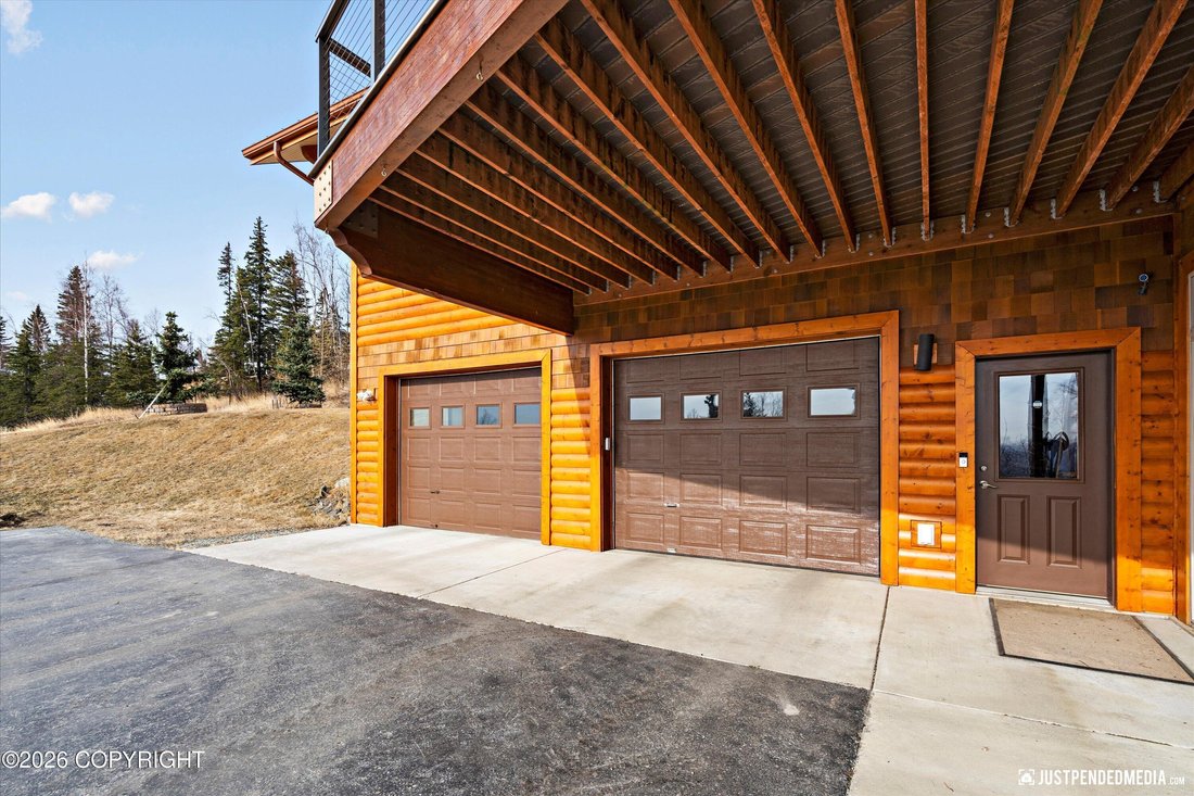 House in Anchorage, Alaska, United States 5 - 18175621